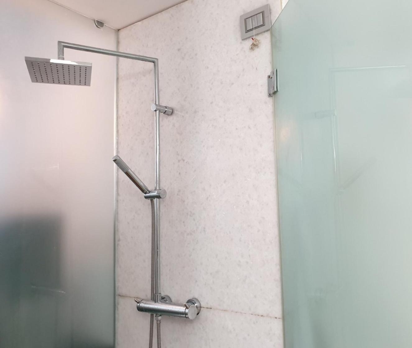 Loft Elegante In Centro Milano In Zona Signorile - Davanti Alla Metro エクステリア 写真