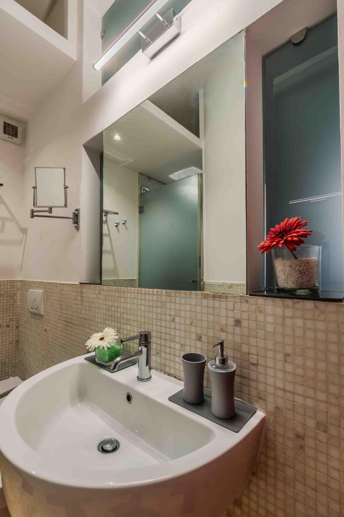 Loft Elegante In Centro Milano In Zona Signorile - Davanti Alla Metro エクステリア 写真